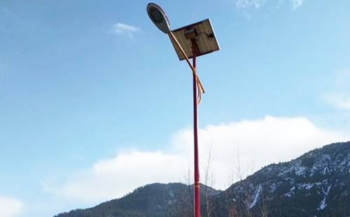 宁夏如何选择高质量的太阳能路灯材料：全方位指南